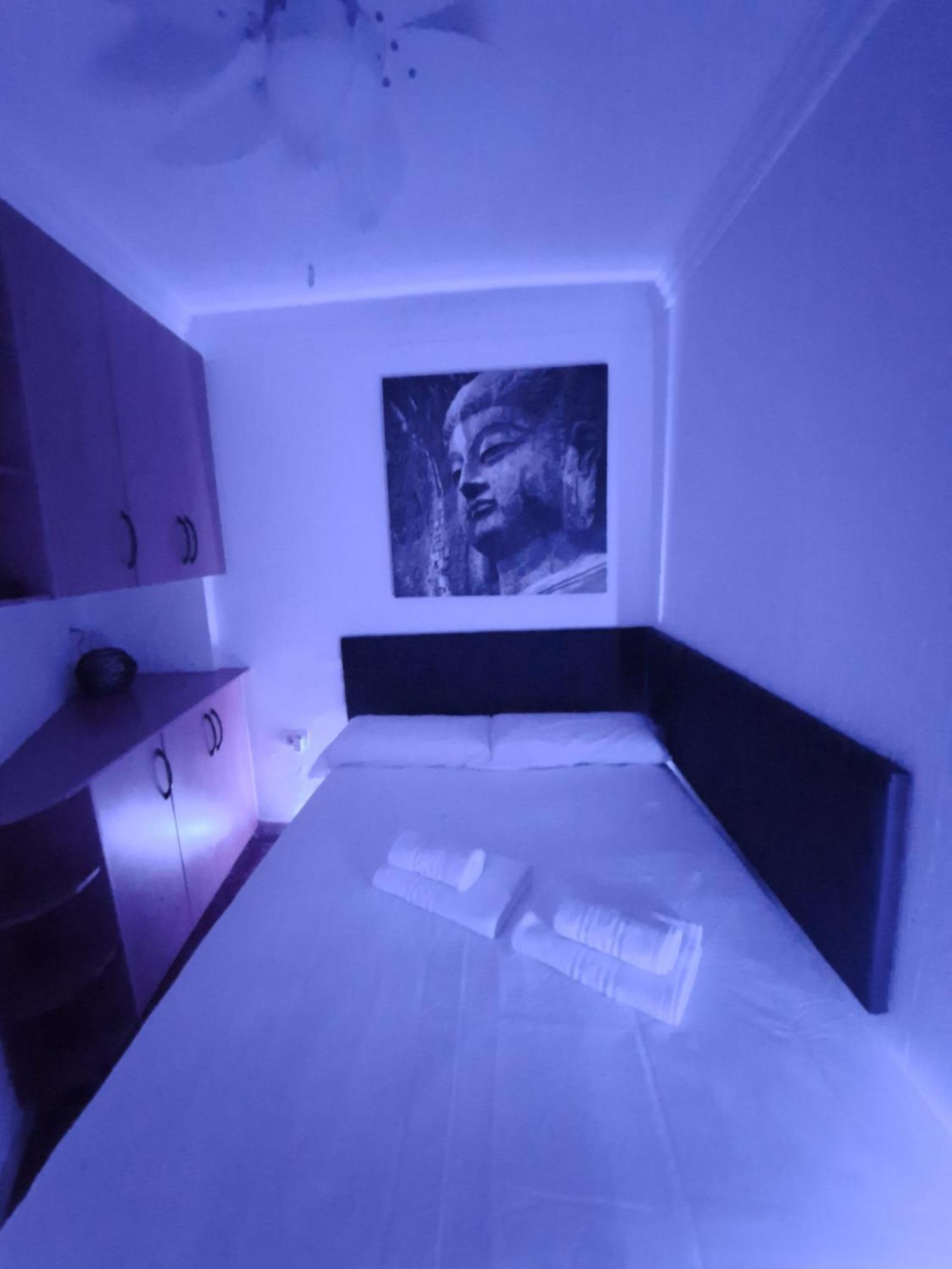 Spanish Sunrise Americas Apartment *